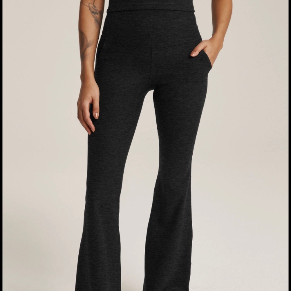 Beyond Yoga flair pant spacedye black size Medium